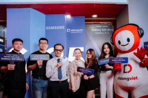 Di Động Việt trả hàng Galaxy S25 Series, lượng khách tăng gấp 3 lần so với ngày thường