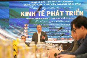 Công bố chương trình đào tạo ngành Kinh tế phát triển theo chuẩn quốc tế