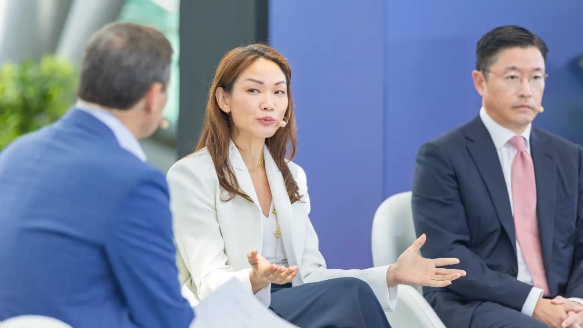 Làn sóng tái thiết đang