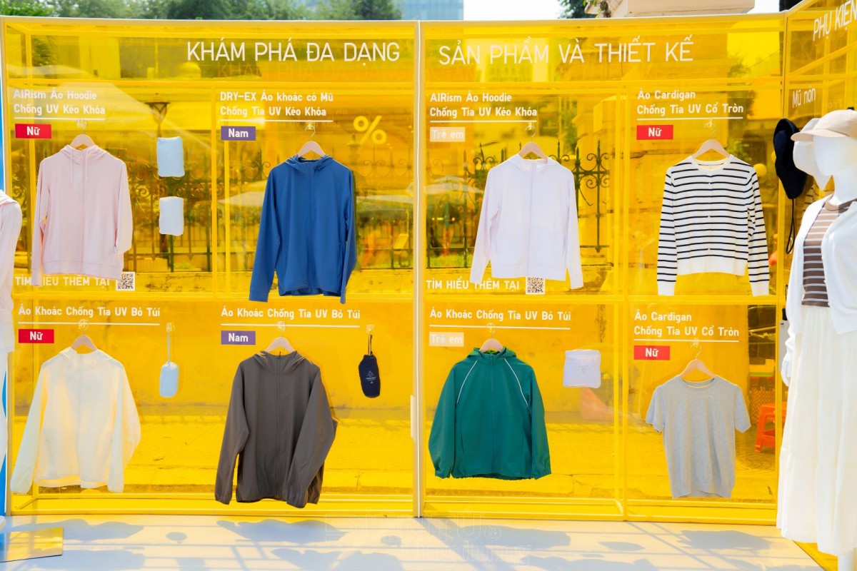 UNIQLO mang không gian trải nghiệm chống tia UV cho khách tham quan tại Bưu điện Thành phố