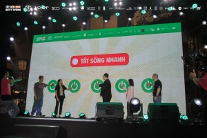 Tắt đèn bật ý tưởng 2026: Giới trẻ Hà Nội chọn 'lên đường không lên khói'