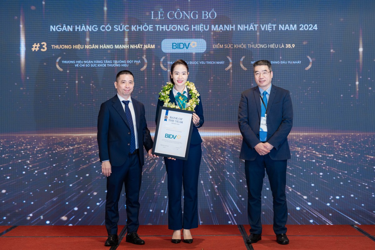 Vietcombank, Techcombank, BIDV tiếp tục giữ vị trí dẫn đầu Vietcombank, Techcombank, BIDV tiếp tục giữ vị trí dẫn đầu