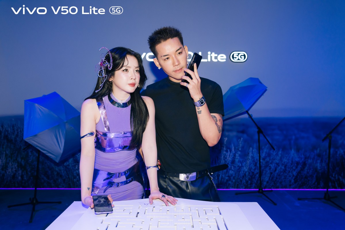 SUPER SHOW - SIÊU CHIẾN PIN