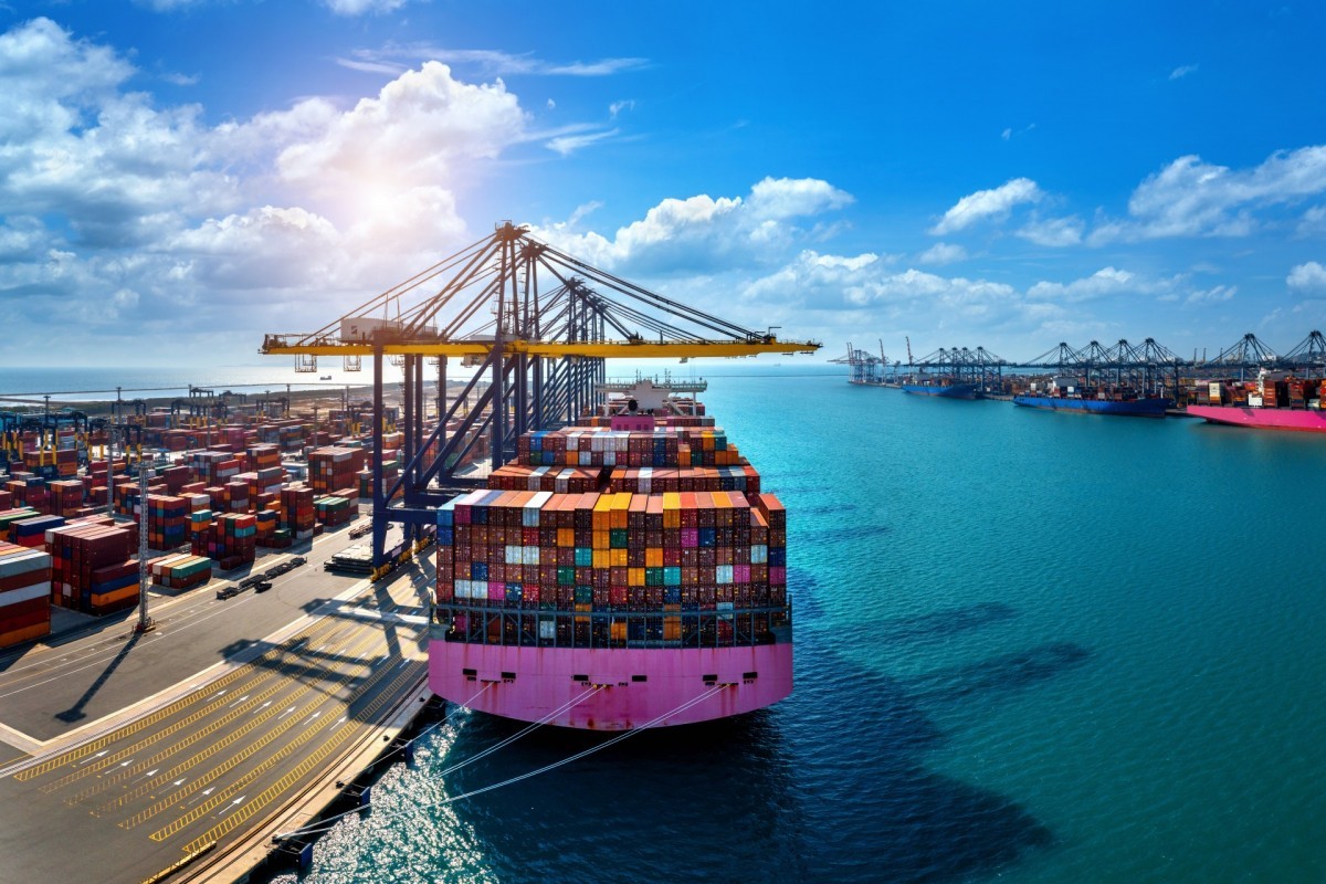 Buôn lậu qua cảng biển chiếm hơn 50% tổng số vụ vi phạm trong tháng 4/2025
