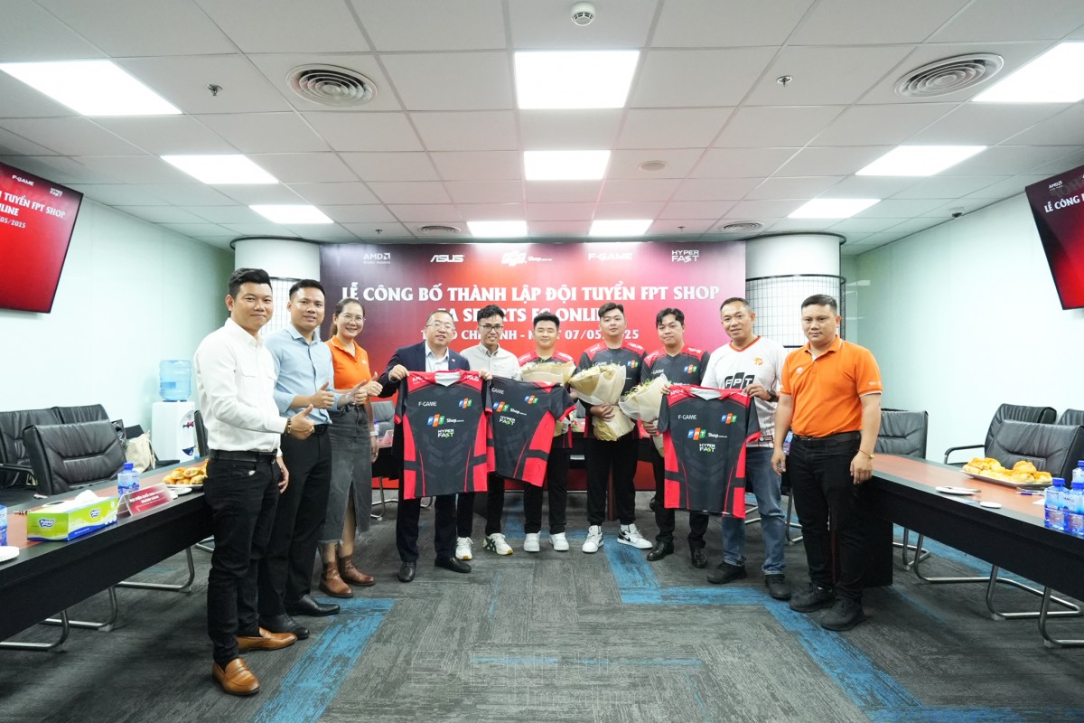 FPT Shop gia nhập 'sân chơi' eSports với đội tuyển FPT SHOP FC ONLINE
