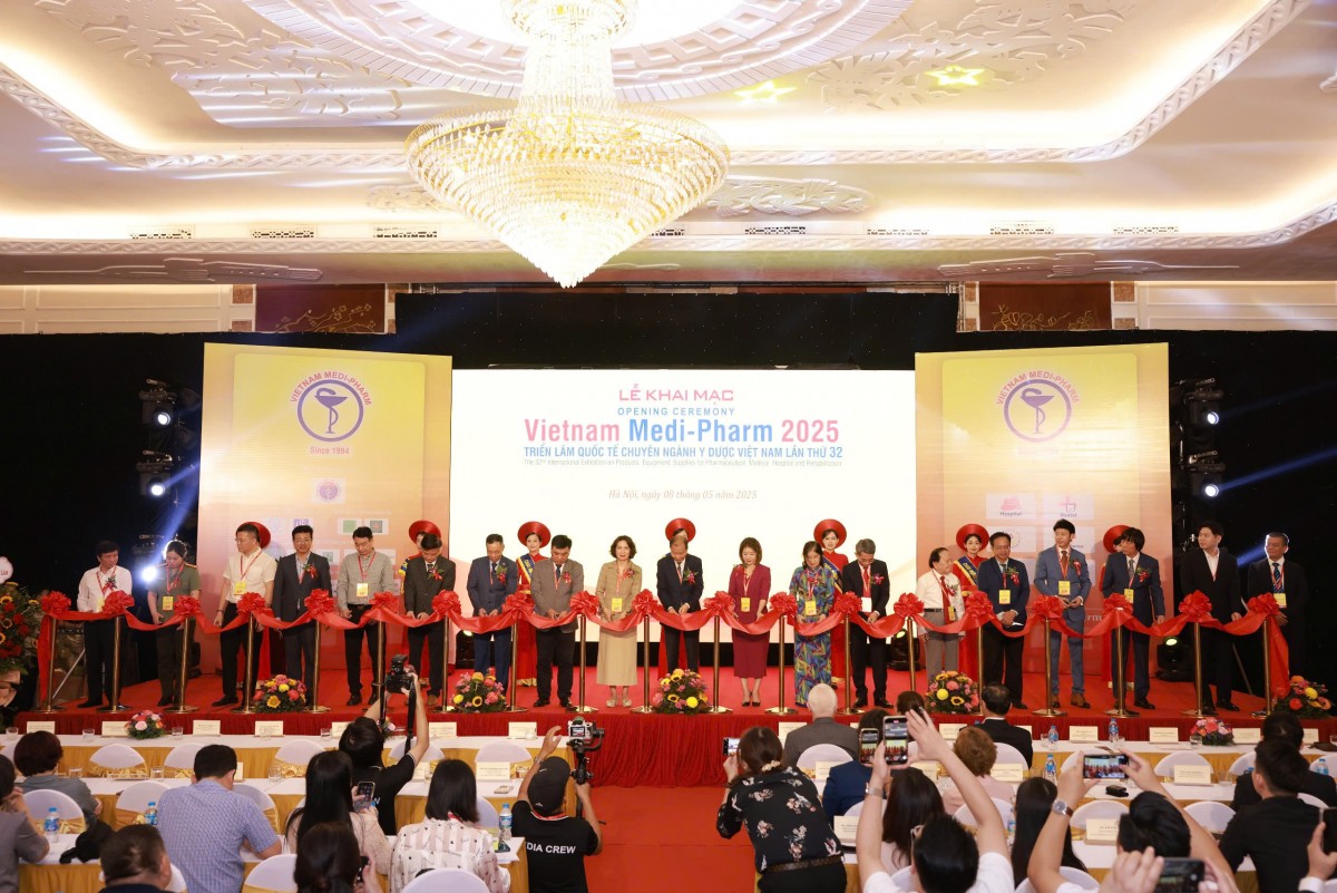 Vietnam Medi-Pharm 2025: Đẩy mạnh chuyển đổi số và hợp tác quốc tế trong ngành y tế