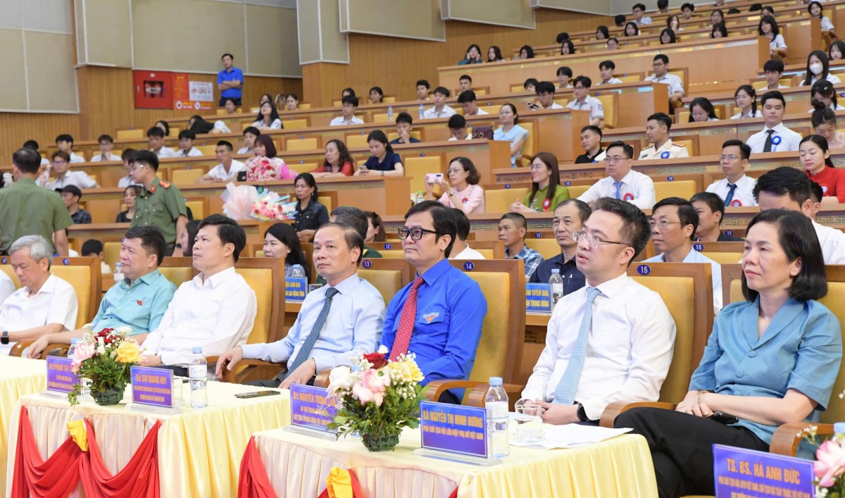 Thầy thuốc trẻ Việt Nam tiên phong chuyển đổi số, nâng cao sức khỏe cộng đồng