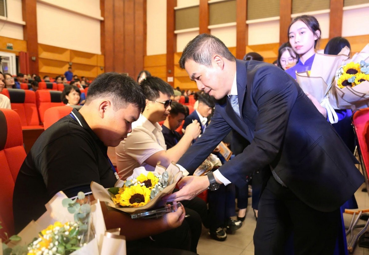 TCP VIET-NAM