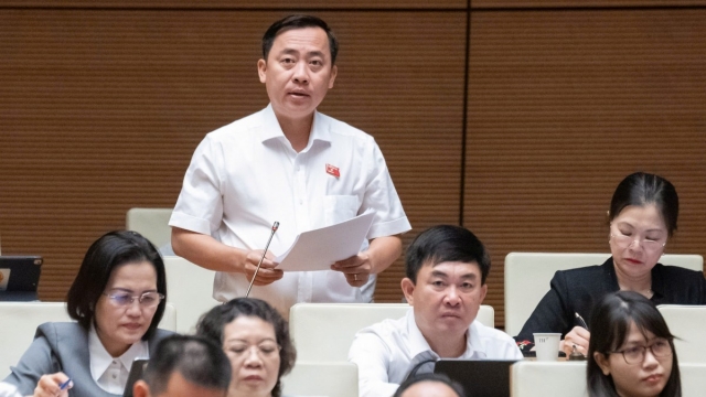 Đại biểu Quốc hội đề xuất kéo dài thời gian miễn thuế cho lĩnh vực công nghệ cao, chuyển đổi số