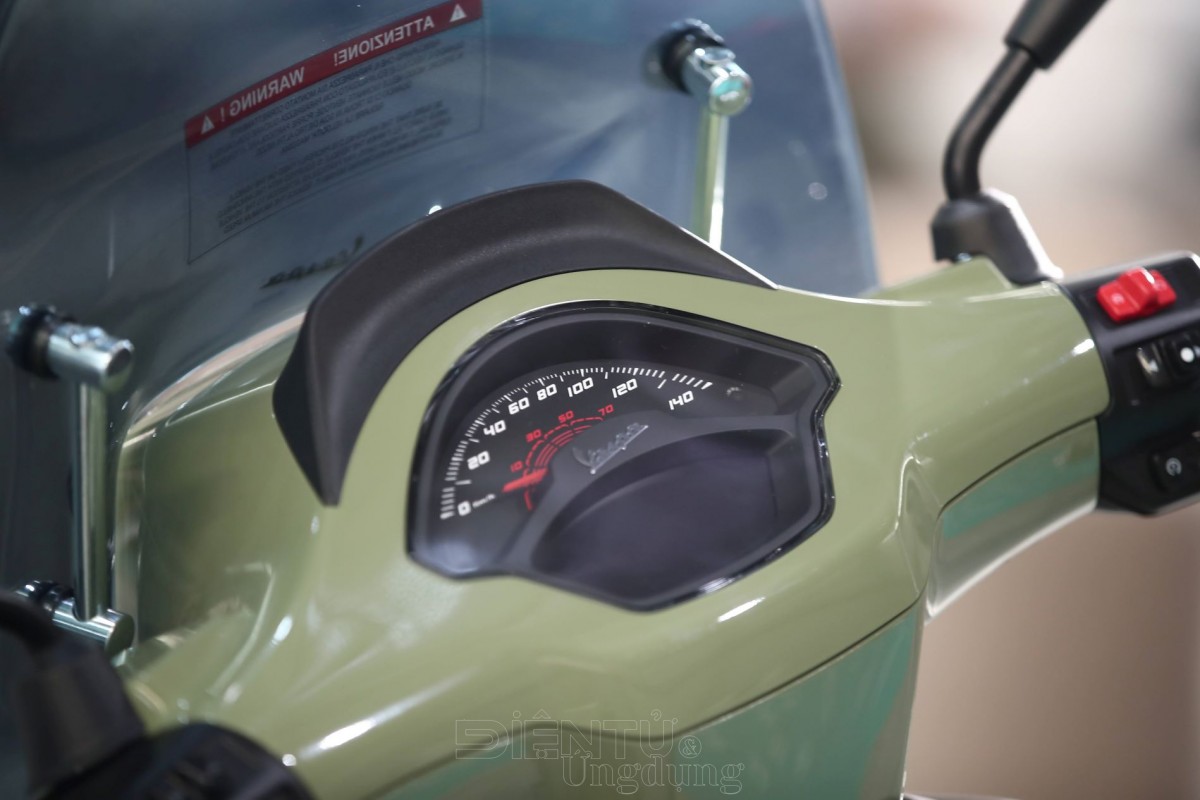 Bộ đôi Vespa Primavera và Vespa Sprint 2025