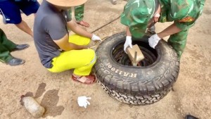Giấu ma túy trong lốp dự phòng: Thêm một thủ đoạn mới bị triệt phá