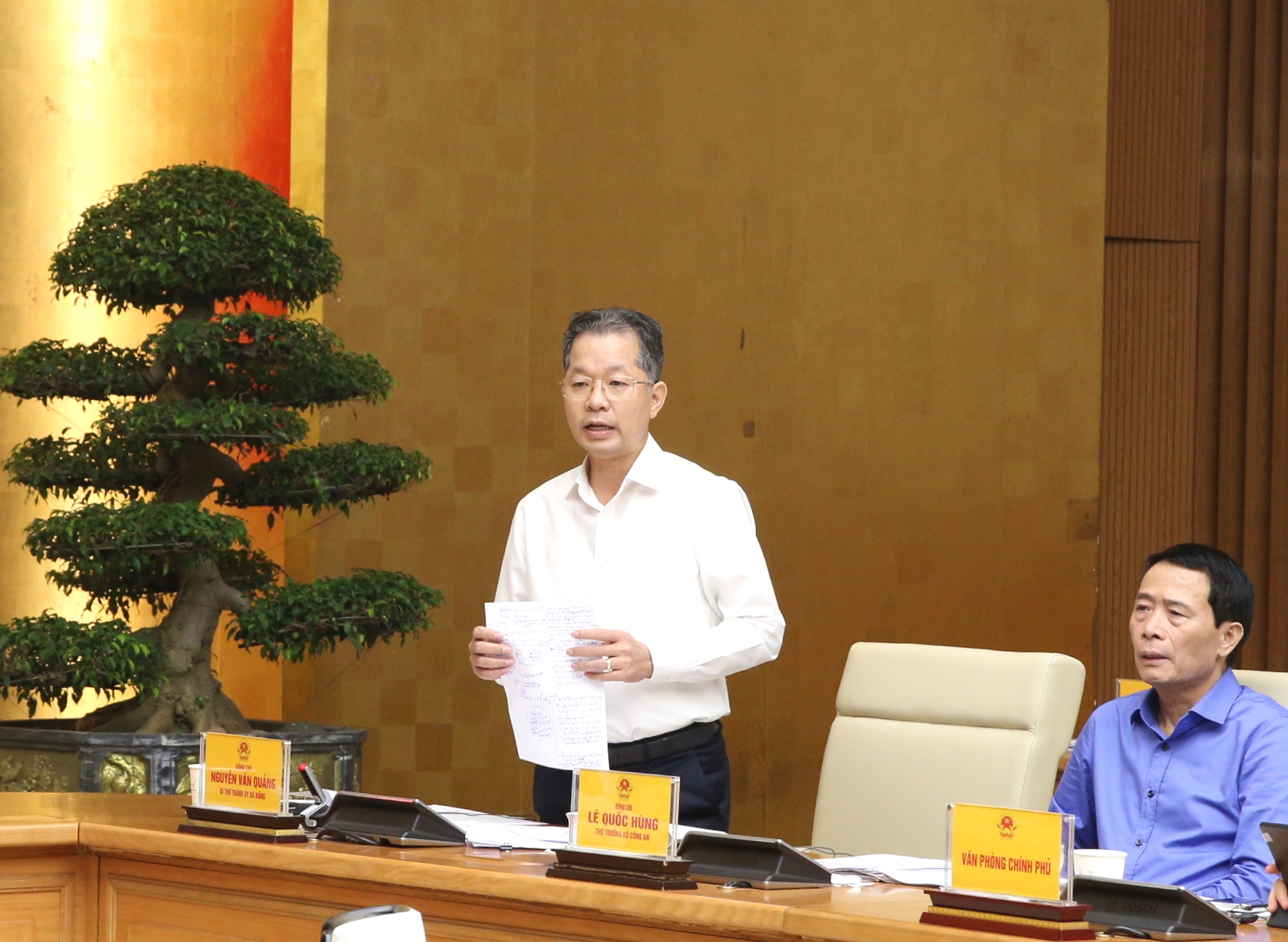 Phát triển 1 trung tâm tài chính quốc tế tại Việt Nam, nhưng hoạt động ở 2 thành phố- Ảnh 4.