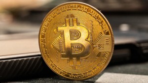 Bitcoin đạt mốc kỷ lục mới trên 111.000 USD