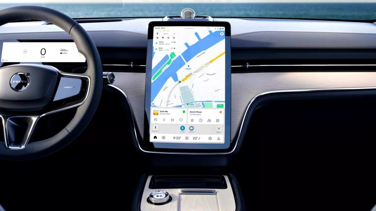 Google xác nhận tích hợp Gemini AI lên xe Volvo, thách thức Apple CarPlay