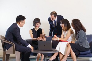 Nhà lãnh đạo thời đại AI cần trang bị kiến thức gì để dẫn dắt doanh nghiệp?