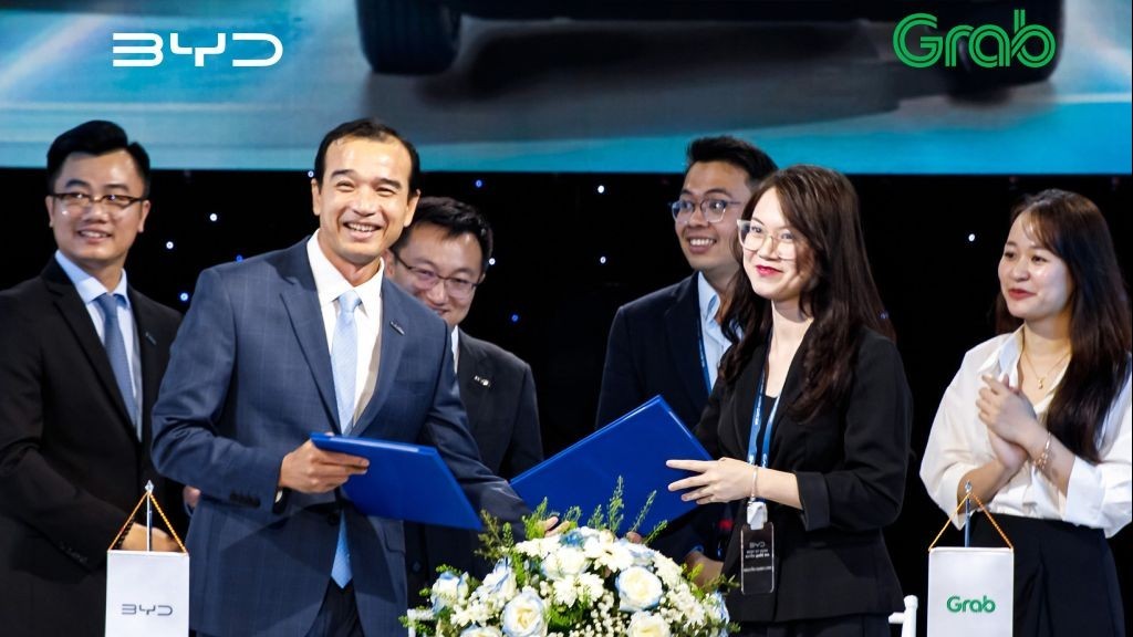 BYD hợp tác Grab hỗ trợ tài xế thu nhập 25 triệu đồng mỗi tháng khi chuyển sang xe điện