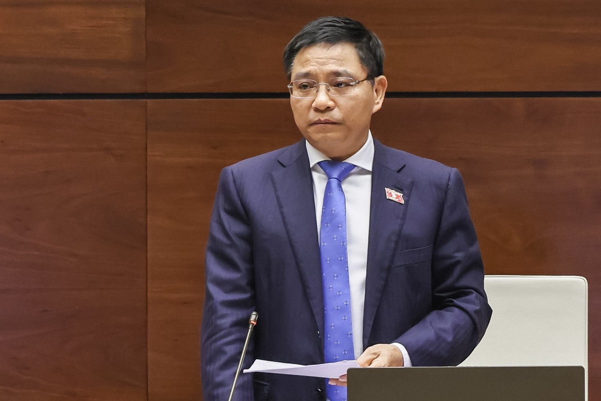 Bộ trưởng Bộ tài chính nói không thể dừng luật đấu thầu Bộ trưởng Bộ tài chính nói không thể dừng luật đấu thầu