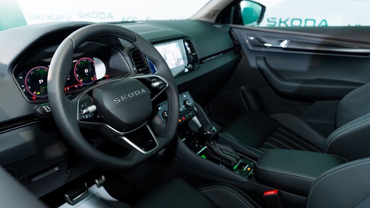 Skoda Karoq 2025 Premium và Sportline: Hai phiên bản mới khuấy động phân khúc SUV hạng C