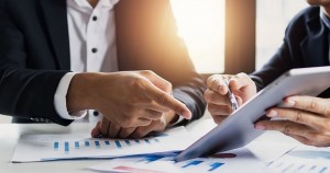 Hà Nội lập 2 đoàn kiểm tra chuyển đổi số 2025 Công chứng điện tử hoạt động như thế nào?