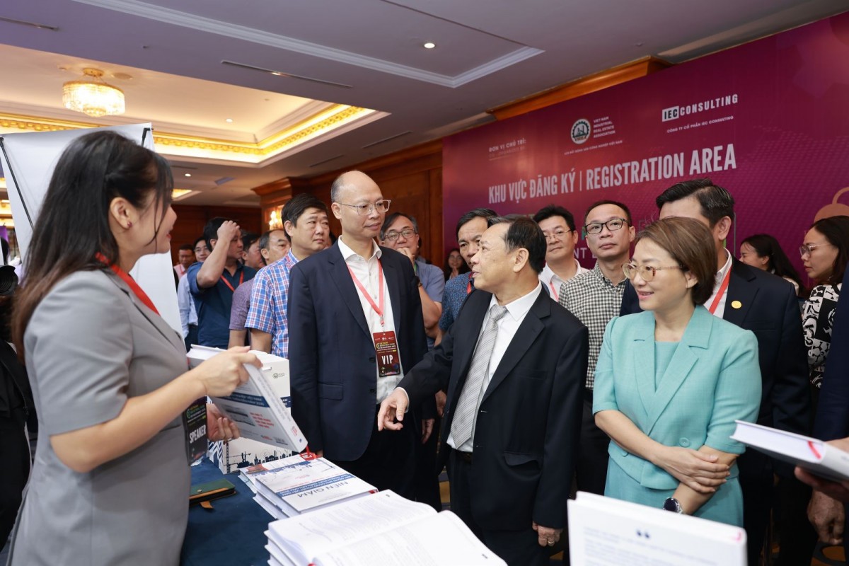 Thích ứng với áp lực tái cấu trúc hệ thống khu công nghiệp Việt Nam