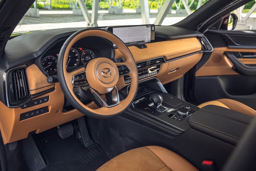 Hyundai Palisade 2026 đối đầu Mazda CX-90 2025: Cuộc chiến SUV 7 chỗ cao cấp