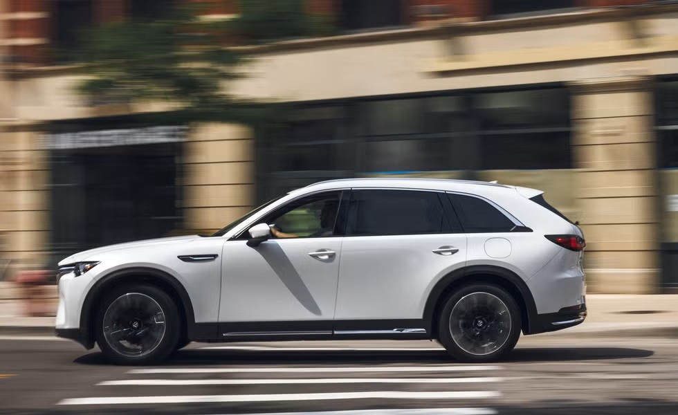 Hyundai Palisade 2026 đối đầu Mazda CX-90 2025: Cuộc chiến SUV 7 chỗ cao cấp