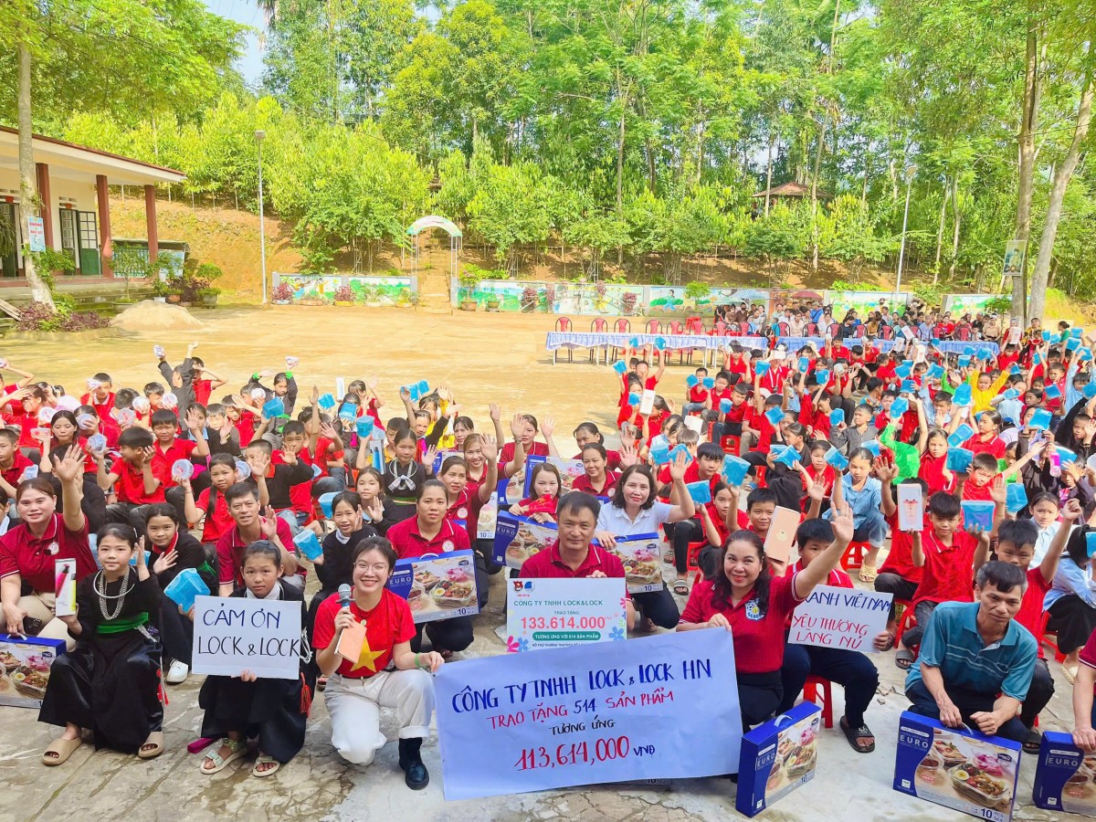 Locknlock trao tặng hơn 1 tỷ đồng lan toả sống xanh tại Lào Cai Locknlock trao tặng hơn 1 tỷ đồng lan toả sống xanh tại Lào Cai