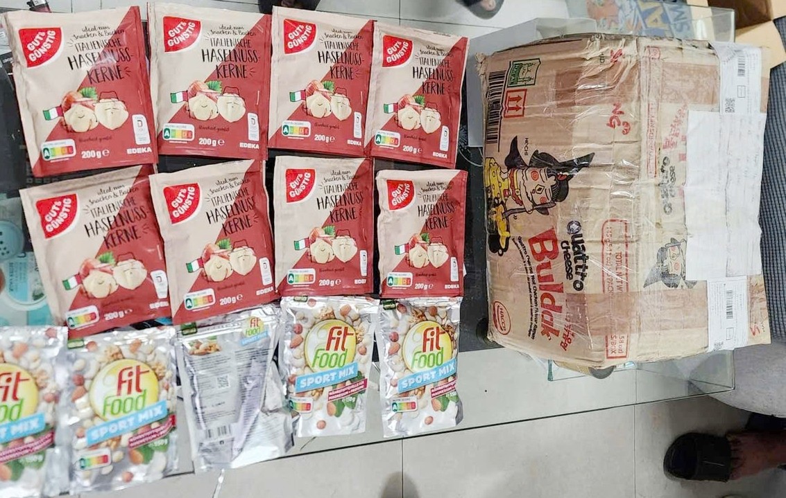 Lực lượng Hải quan cửa khẩu Nội Bài chủ trì bắt giữ 2 đối tượng mua bán, vận chuyển hơn 5,3kg ma tuý