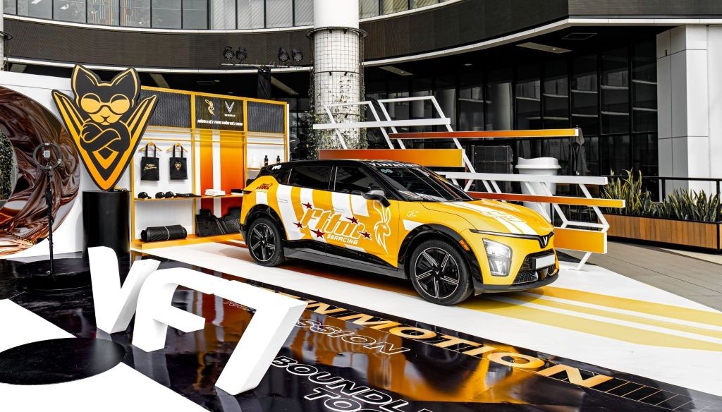 VinFast VF 7 xuất hiện với hai phiên bản cá nhân hóa độc nhất