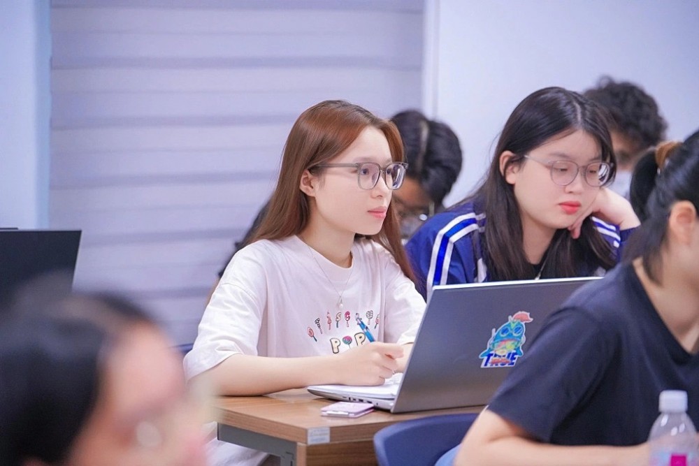 ĐHQGHN 2025: Đưa trí tuệ nhân tạo (AI) vào mọi ngành học ĐHQGHN 2025: Đưa trí tuệ nhân tạo (AI) vào mọi ngành học