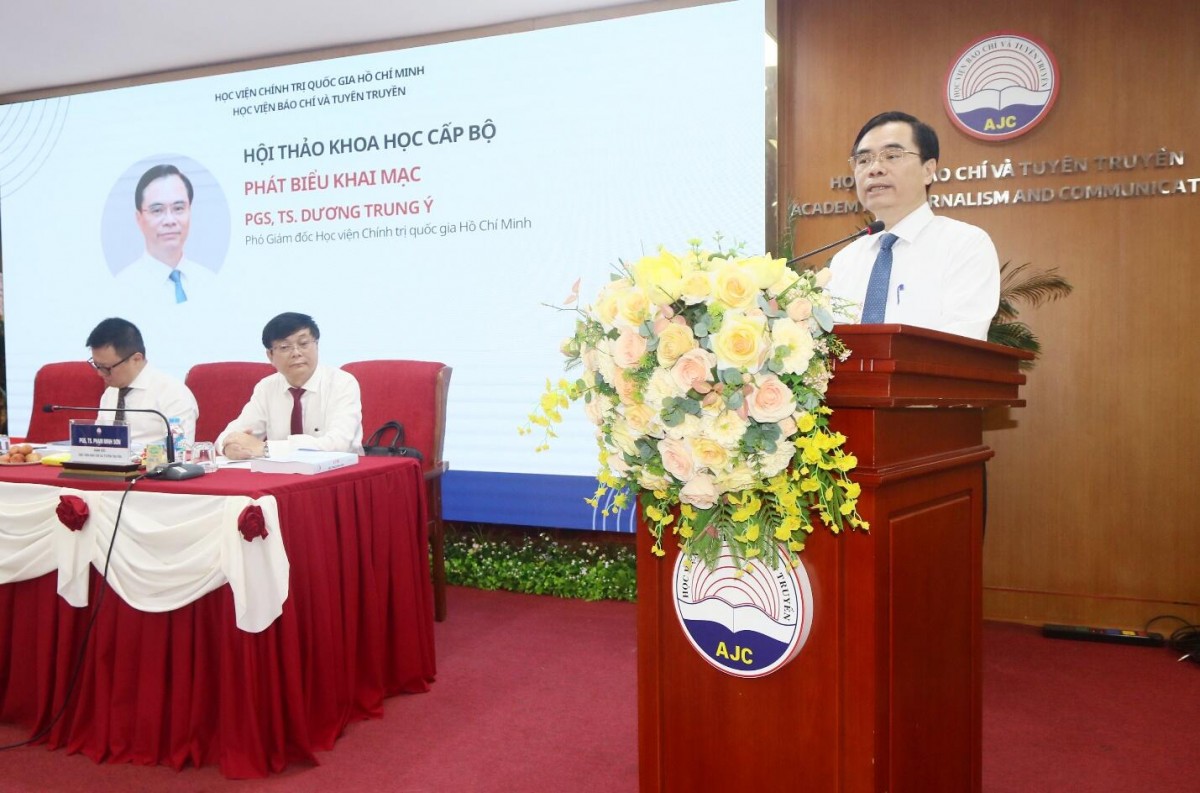 Đổi mới toàn diện đào tạo báo chí - truyền thông trong kỷ nguyên số Đổi mới toàn diện đào tạo báo chí - truyền thông trong kỷ nguyên số