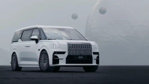 Sắp ra mắt Zeekr 9X với khả năng sạc siêu tốc 9 phút, thách thức Tesla bằng chip AI mạnh gấp đôi