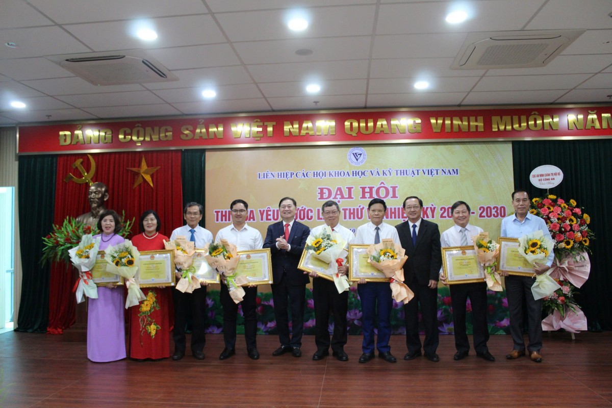 Liên hiệp các Hội KH&KT Việt Nam tổ chức Đại hội thi đua yêu nước lần thứ V