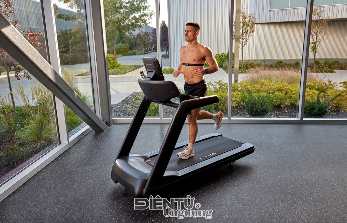 Forerunner trở lại cùng với hai dây đeo tim HRM mới