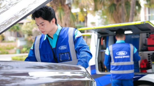 Ford Việt Nam mở rộng dịch vụ lưu động 4 giờ tới Tp HCM