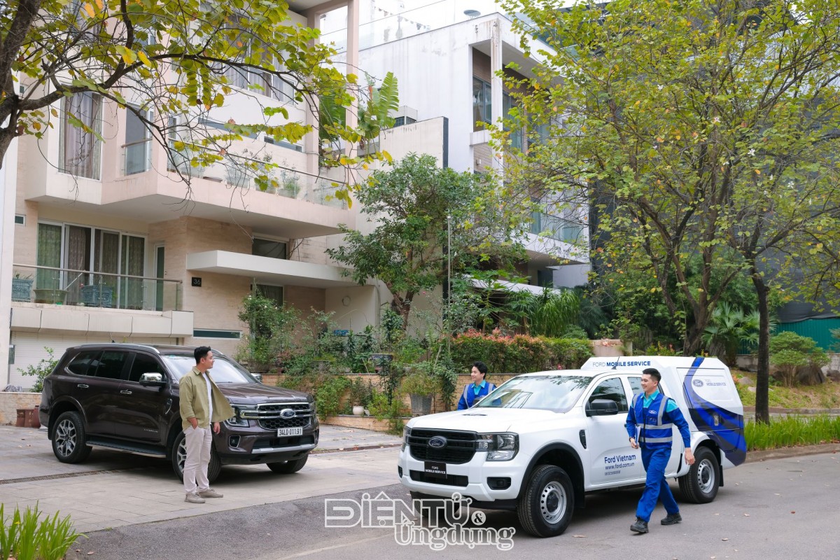 Ford Việt Nam mở rộng dịch vụ lưu động 4 giờ tới Tp HCM Ford Việt Nam mở rộng dịch vụ lưu động 4 giờ tới Tp HCM