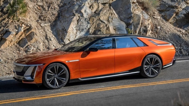 4 mẫu xe điện Mỹ thống trị thị trường hạng sang với giá từ 3 tỷ đồng