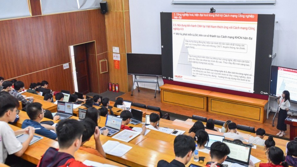 Đại học Bách khoa Hà Nội triển khai lớp học OMO, thúc đẩy chuyển đổi số giáo dục
