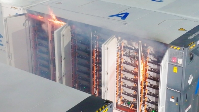 Hệ thống pin năng lượng 5MWh chịu được 15 giờ thiêu đốt liên tục
