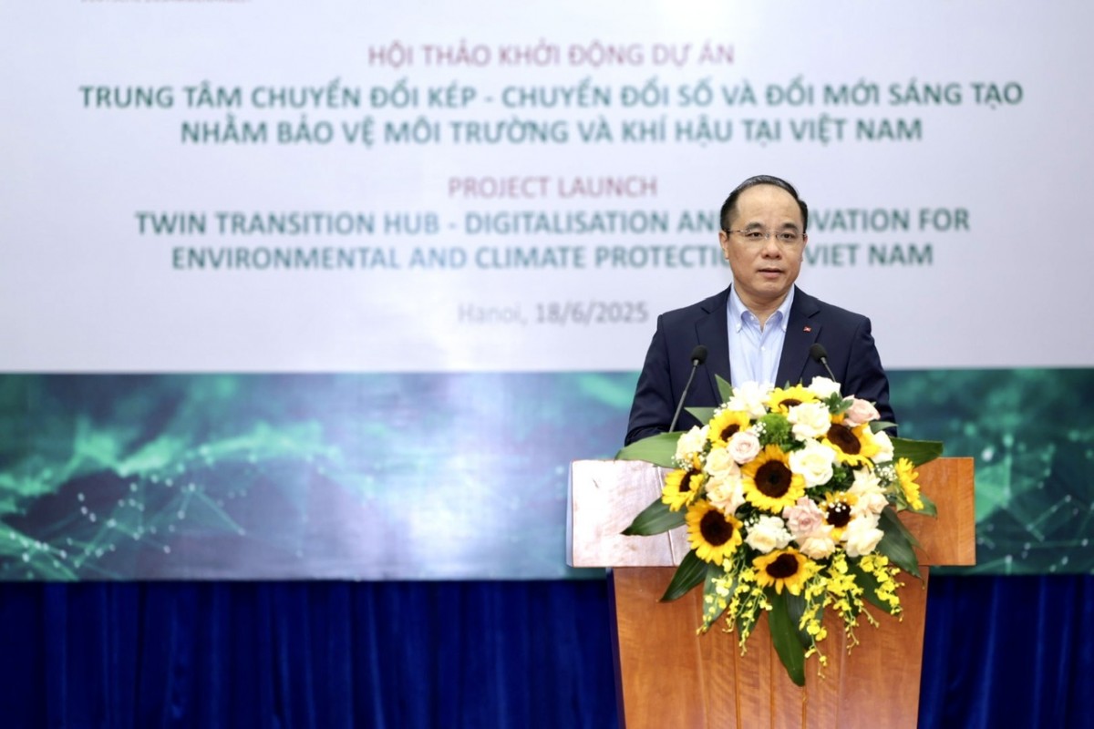 Ra mắt Trung tâm Chuyển đổi kép hỗ trợ doanh nghiệp SME chuyển đổi số và thích ứng môi trường Ra mắt Trung tâm Chuyển đổi kép hỗ trợ doanh nghiệp SME chuyển đổi số và thích ứng môi trường