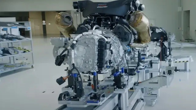 Động cơ V16 của Bugatti Tourbillon: 'Quái vật' 1.800 mã lực thay đổi hoàn toàn siêu xe hybrid