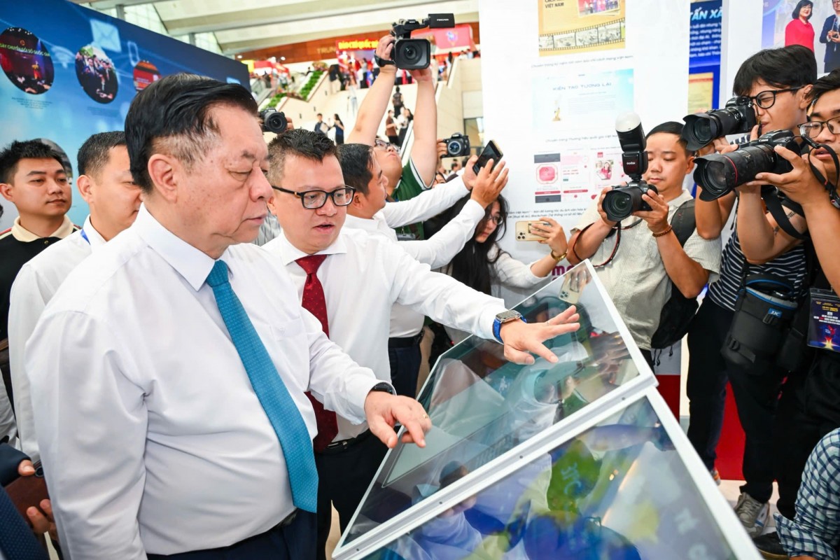Báo chí Việt Nam bước vào kỷ nguyên mới với sứ mệnh chuyển đổi số và phục vụ nhân dân