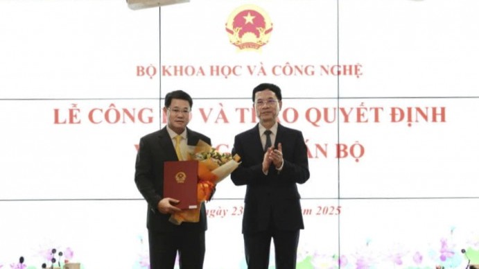 Ông Nguyễn Trường Giang làm Chủ tịch VNPost