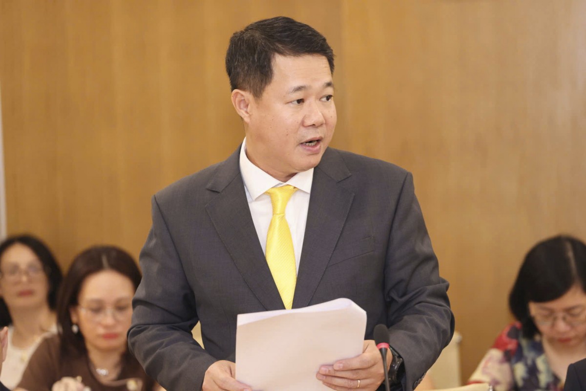 Ông Nguyễn Trường Giang làm Chủ tịch VNPost Ông Nguyễn Trường Giang làm Chủ tịch VNPost