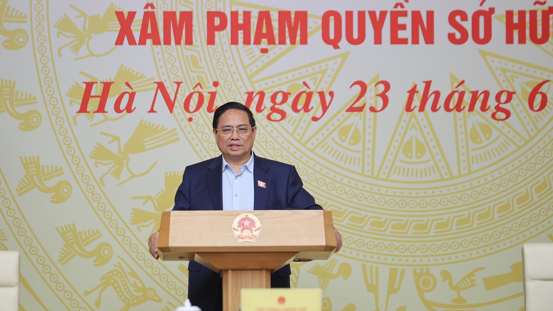Kịp thời triệt phá và quét sạch nạn thuốc giả, thực phẩm giả