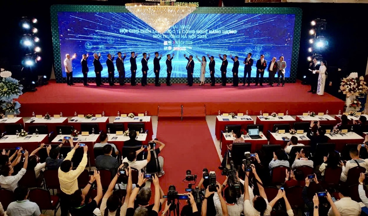 Khai mạc Hội chợ Triển lãm quốc tế công nghệ năng lượng - môi trường Hà Nội năm 2025 Khai mạc Hội chợ Triển lãm quốc tế công nghệ năng lượng - môi trường Hà Nội năm 2025