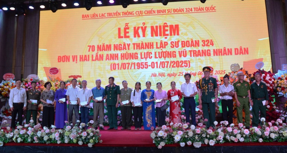 70 năm Sư đoàn 324: Phát huy truyền thống anh hùng, vững bước trong thời kỳ mới