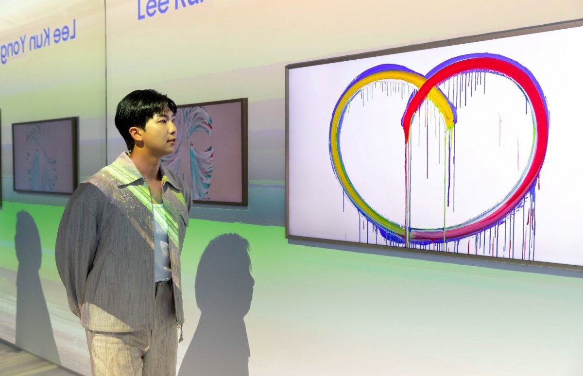 RM (BTS) trở thành đại sứ toàn cầu của Samsung Art TV