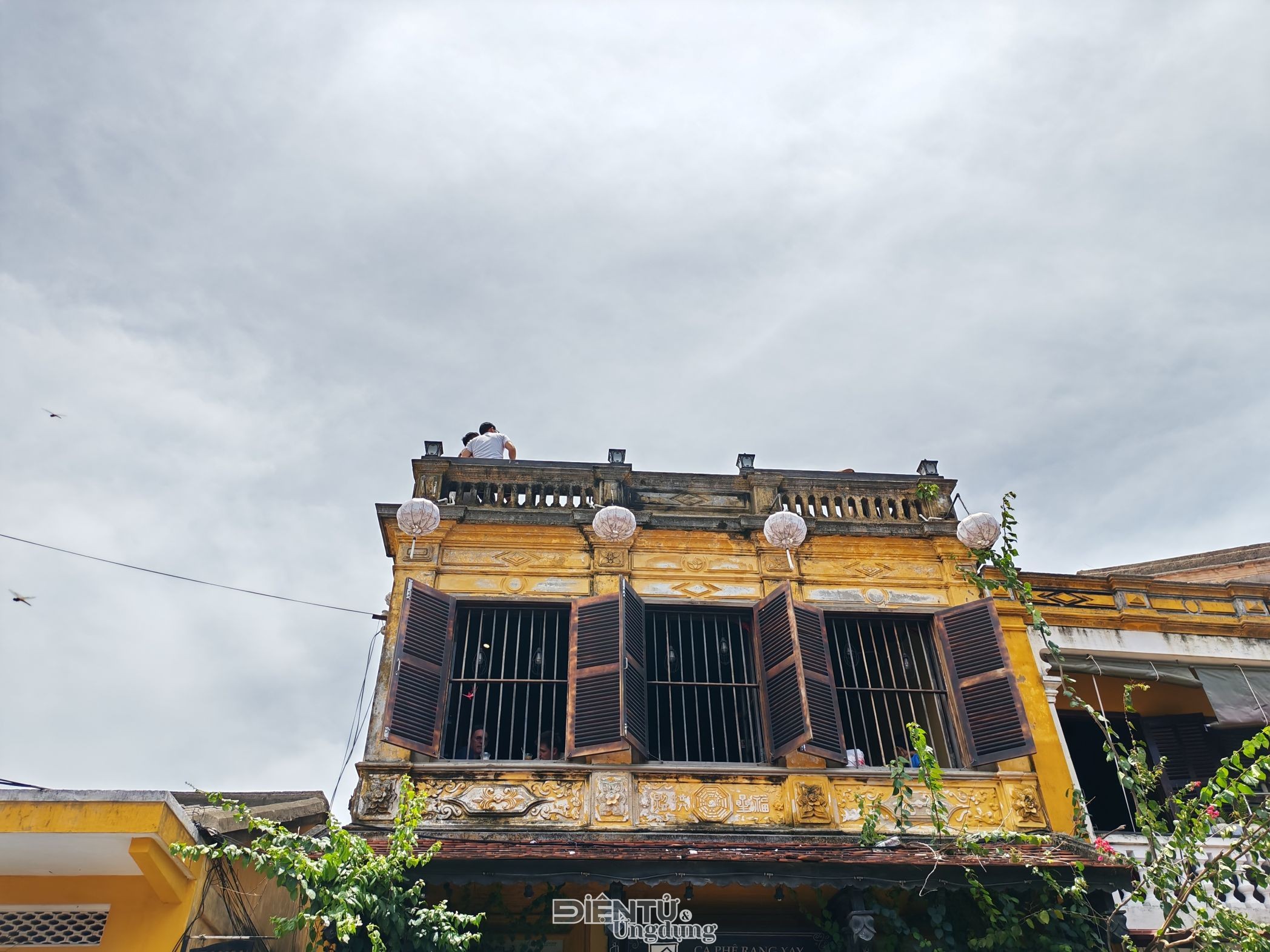 HONOR 400: camera xịn, ngập tràn AI cùng thiết kế hài hoà, thanh lịch HONOR 400: camera xịn, ngập tràn AI cùng thiết kế hài hoà, thanh lịch