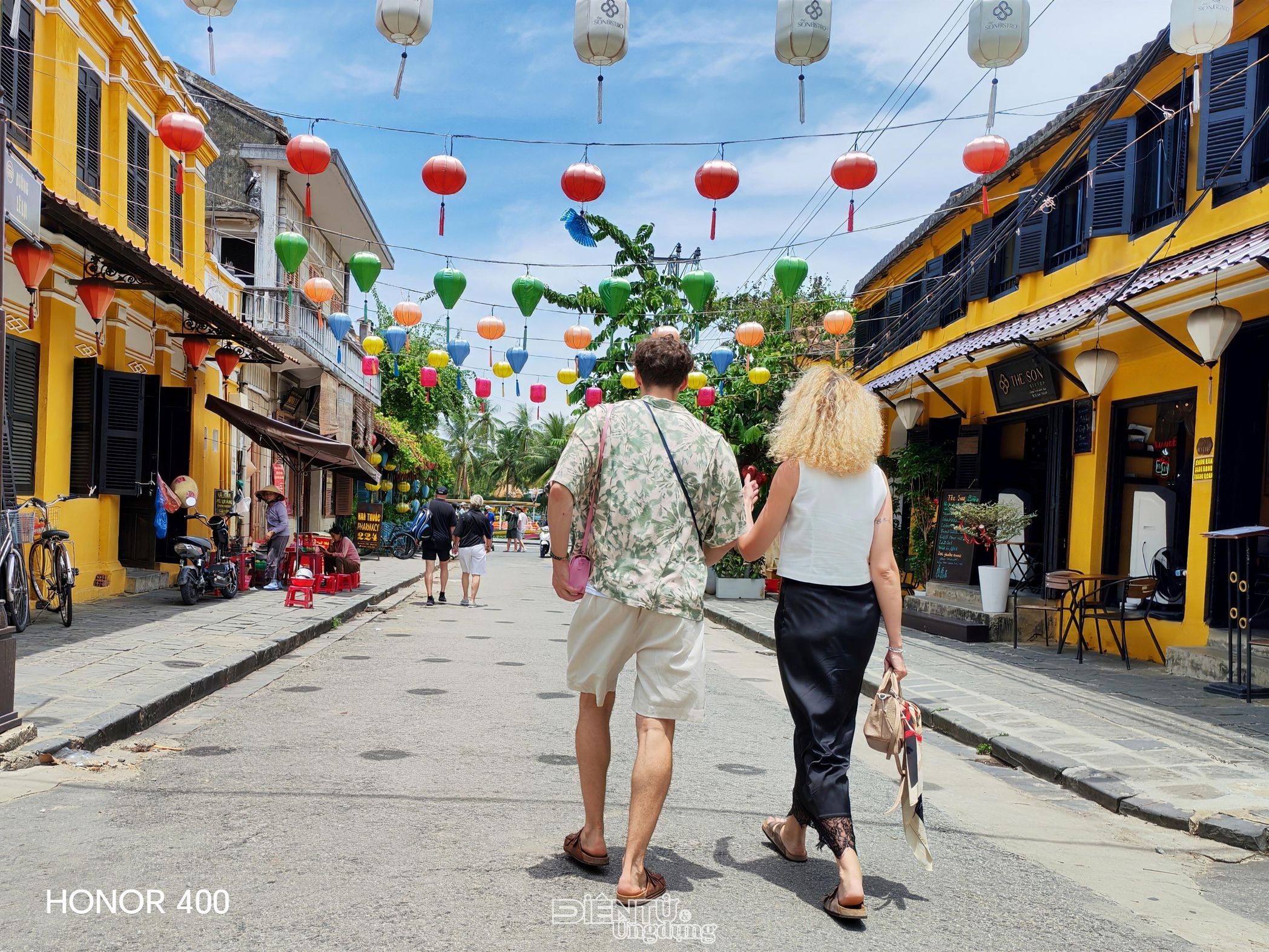 HONOR 400: camera xịn, ngập tràn AI cùng thiết kế hài hoà, thanh lịch